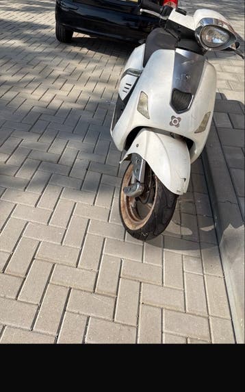 Witte Scooter - sloop gratis ophalen