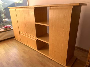 een hele mooie wandkast