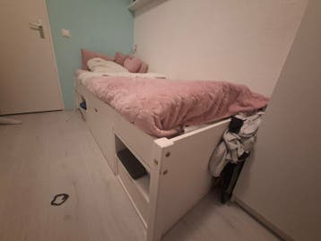 Eenpersoonsbed met opbergruimte - 97x209 cm. GRATIS AFHALEN