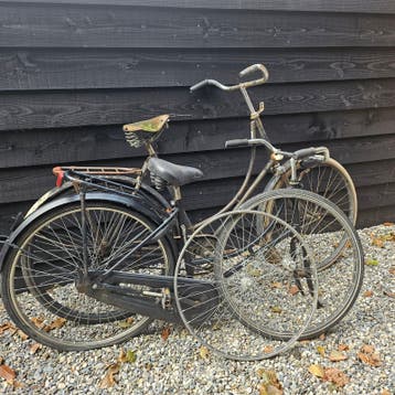 Gratis op te halen: Oude fietsen, waaronder antieke Gazelle