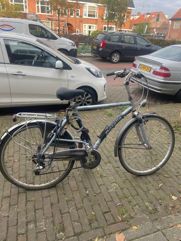 Gratis ophalen: 2 gazelle fietsen