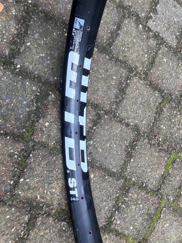 GRATIS! WTB ST i40 velg 2x